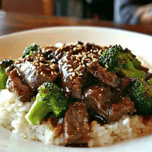 Sizzling Beef & Broccoli Delight is more than just a meal; it's a culinary experience that marries robust flavors with vibrant textures. This classic dish, often found in Chinese cuisine, has become a staple in homes around the world, celebrated for its savory profile and simplicity. The combination of tender flank steak and crisp broccoli, enveloped in a rich, umami-laden sauce, offers a delightful contrast that is hard to resist.